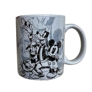 ⭐️ Disney Mickey Goofy Donald Sketch mug